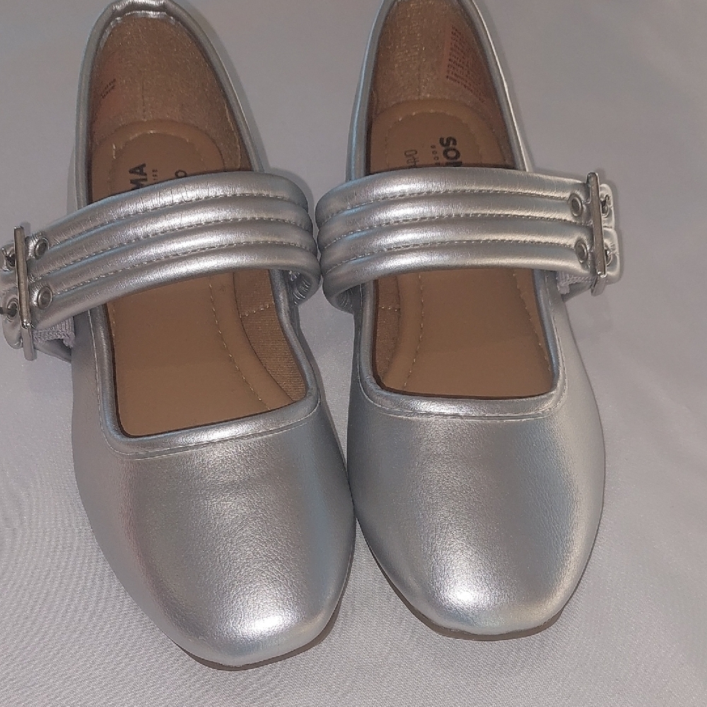 Sonoma Silver Ortholight Dress Shoes.New Size 5.5
